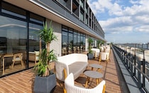 横浜｜オーシャンビューのテラス席でおしゃれランチ。休日のデートや記念日におすすめのレストラン3選