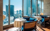 高層階からの絶景を望む！母娘で行きたい東京のホテルランチ3選