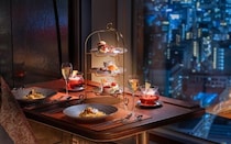 東京ドームホテルにナイトアフタヌーンティーが新登場。パノラマ夜景を眺めながら、お酒片手にセイボリーやパスタを