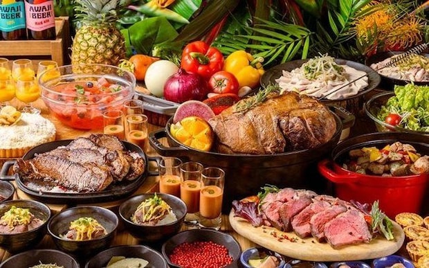 グランドプリンスホテル大阪ベイ「ザ・カフェ」で楽しむ肉ビュッフェ！夏を満喫「THE MEAT FES BUFFET～SUMMER RECHARGE」を体験