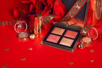 《2025年クリスマスコフレ》ロマンティックなホリデーメイクが楽しめるコスメセット3選