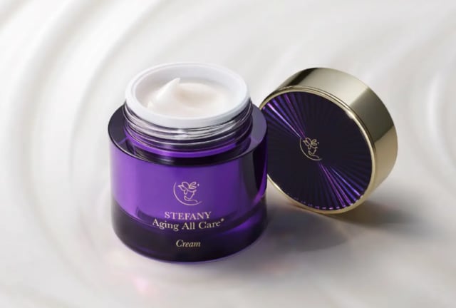 オディリアステファニー薬用AL-Cクリーム