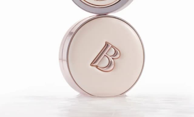 エッセンススキンデュークッション