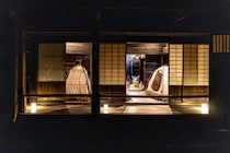 日本民家集落博物館の『古民家ナイトキャンプ』2025/11/22(土)-11/23(日)に開催！10/27(月)より募集開始 ～秋の夜長に、重要文化財に泊まれる特別な体験～