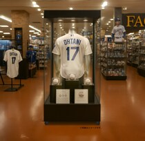 大谷選手のホームランボールや着用したユニフォームなど貴重な記念グッズを展示！