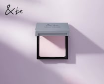 肌に馴染むやわらかな光設計！「＆be」ハイライトパウダーに数量限定「ラベンダー」登場
