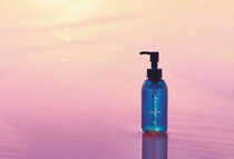 自ら潤う力をサポート！鈴木ハーブ研究所が常在菌を守り育てるメイク落とし新発売