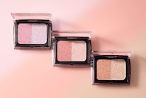 ひと塗りで「明るい幸せ顔」！ファンケルが2色セットのチークカラーを新発売