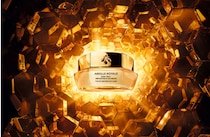 黒ミツバチの恵みで若々しい目元に！ゲラン〈アベイユ ロイヤル〉にアイクリーム誕生