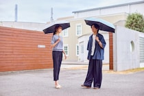 【創業115年の老舗が挑む】日傘の“たたみづらさ”を解消。整う形状記憶&自動開閉機能を備えた新ライン『weer Lite』が新登場。