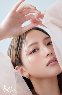 粉感レスで叶える上質なツヤ肌！「＆be」より光で操るハイライター3色新登場