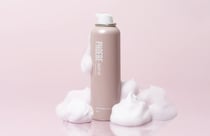 トリプル酵素で毛穴レスの素肌に！美容液発想で洗うピンクの泡洗顔新登場