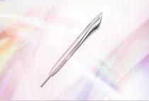 大好評！ペン型美顔器「フェイス カレントポインター」に新色ピンクが仲間入り！