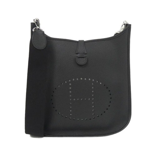 ブラックカラーのエブリン