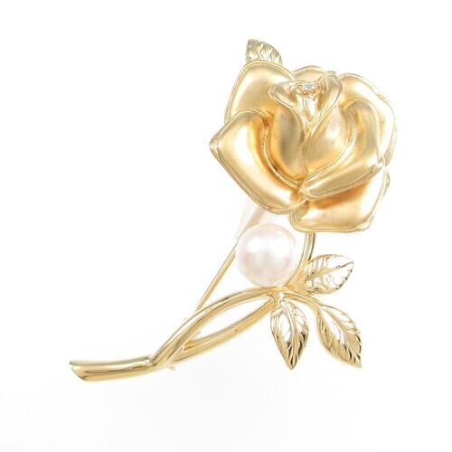 ミキモトのブローチ