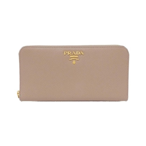 プラダの長財布