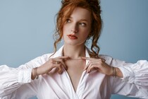 シルバーアクセサリーのおすすめハイブランド6選。おしゃれな着け方も紹介