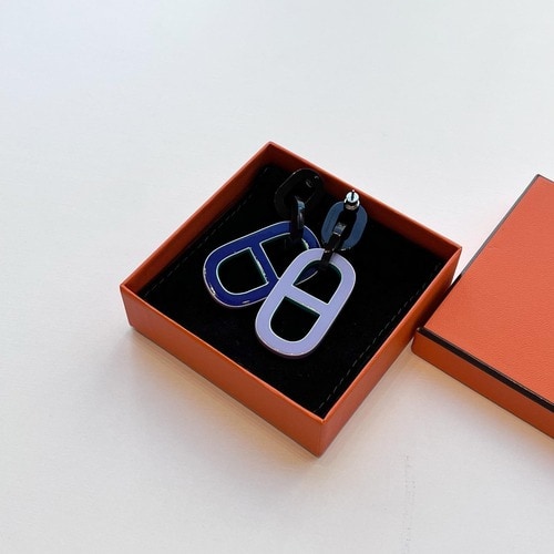 エルメスのシェーヌ・ダンクルのピアス