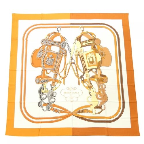 エルメスのオレンジのカレジェアン