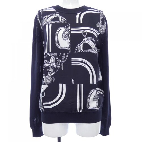 エルメスのネイビーのニット