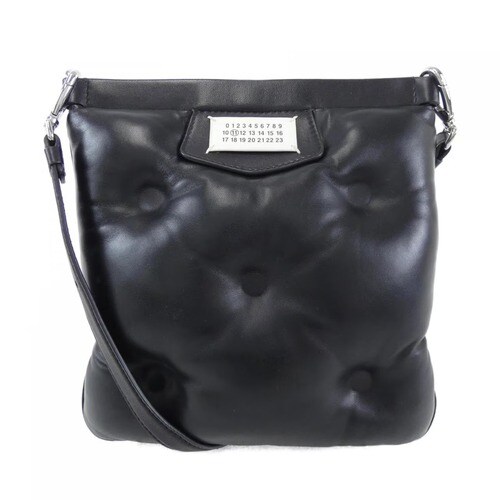 メゾン マルジェラの黒いショルダーバッグ