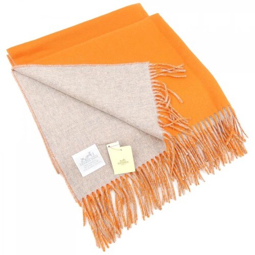 エルメスのカシミヤ バイカラー