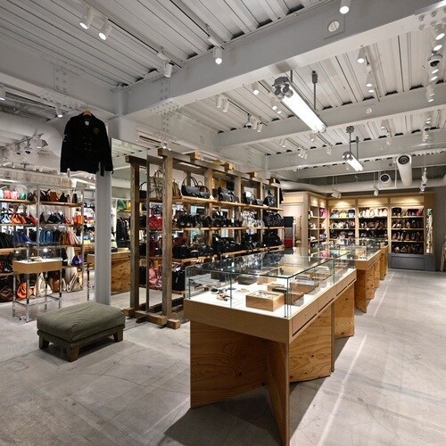 KOMEHYO VINTAGE TOKYO atelierの店内