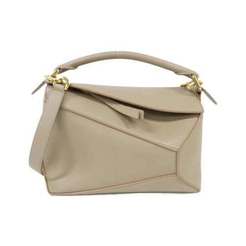 ロエベのベージュのパズルバッグ