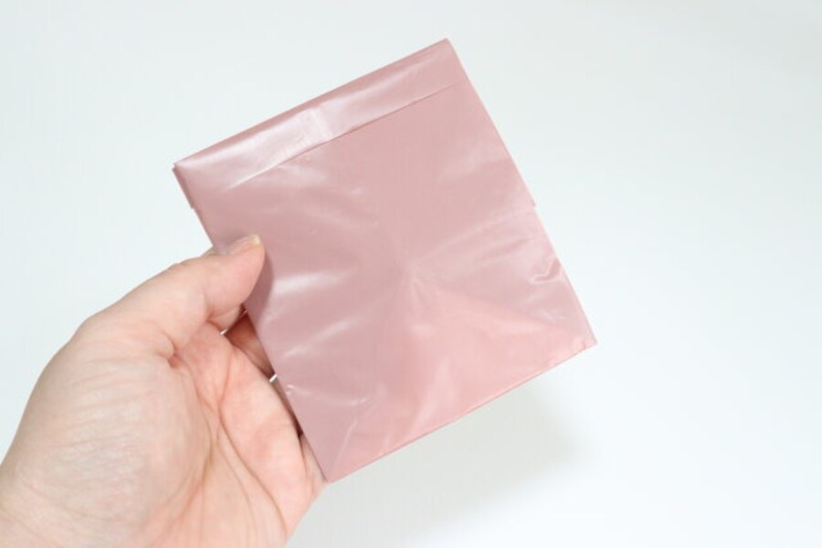 セリア　自立型卓上ゴミ袋 四角形 12枚入り