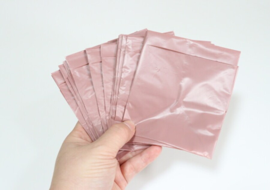 セリアで見つけたら必ずまた買う！「便利すぎてないと無理…」家中に設置してる便利な袋