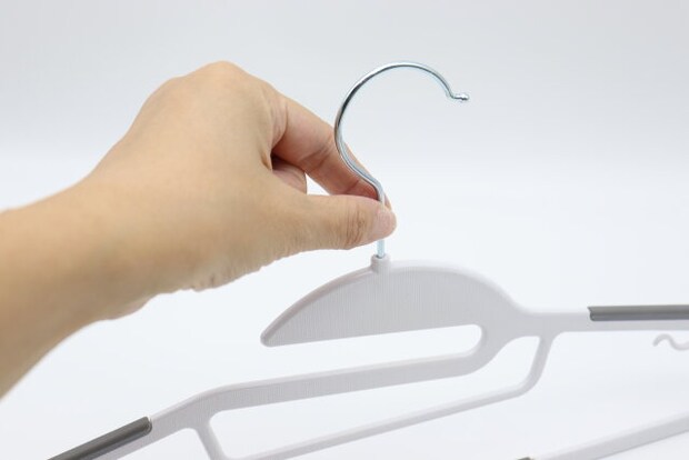 掛けやすいノンスリップハンガー(2本) 掛けやすい 掛けやすいノンスリップハンガー(2本) 掛けやすい