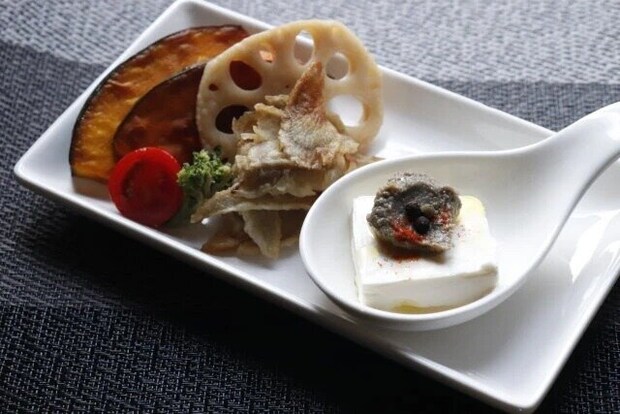 ダイソー アミューズスプーン(約12cm×6cm) ダイソーのお店に来た気分になるアミューズスプーン(約12cm×6cm)