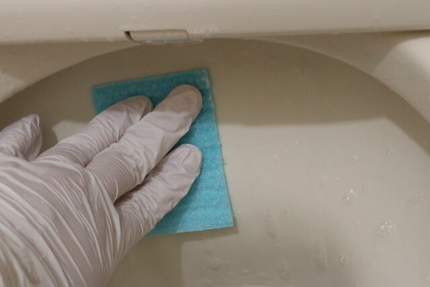 トイレ用洗浄剤 擦る トイレ用洗浄剤 擦る