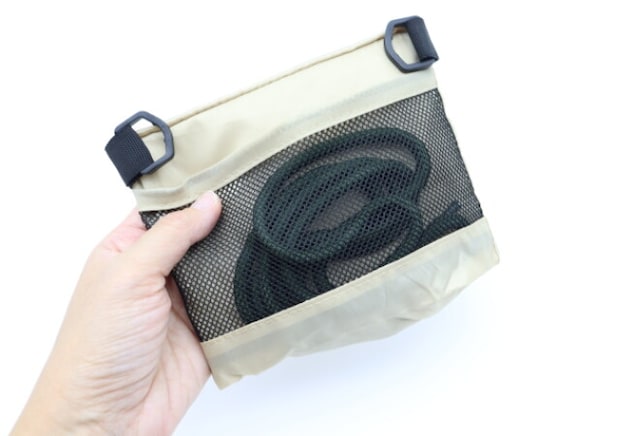 ダイソーのコレ何だと思う?ポーチじゃありません!意外なアイテムに変身する高機能な商品