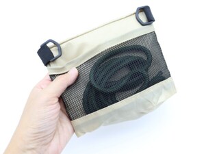 ダイソーのコレ何だと思う？ポーチじゃありません！意外なアイテムに変身する高機能な商品