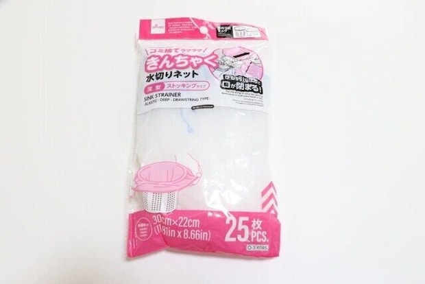 ダイソーの水切りネット（ストッキング、深型、巾着タイプ、25枚）のパッケージ