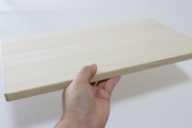 ダイソー 桐まな板 ダイソーの軽量な桐まな板