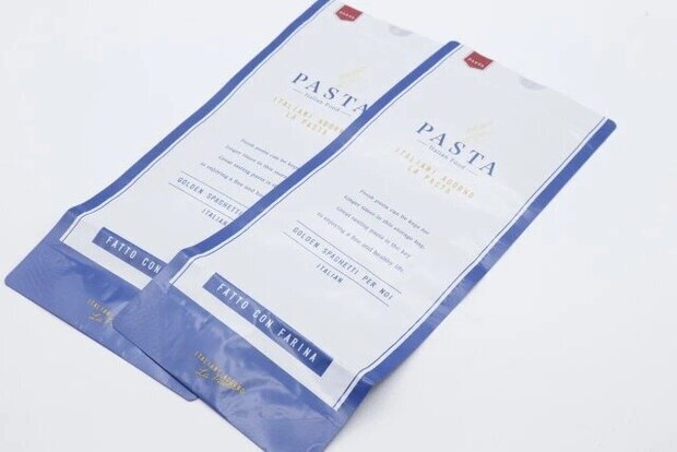 セリア おいしさ保存袋 パスタ用 2枚入り セリア おいしさ保存袋 パスタ用 2枚入り