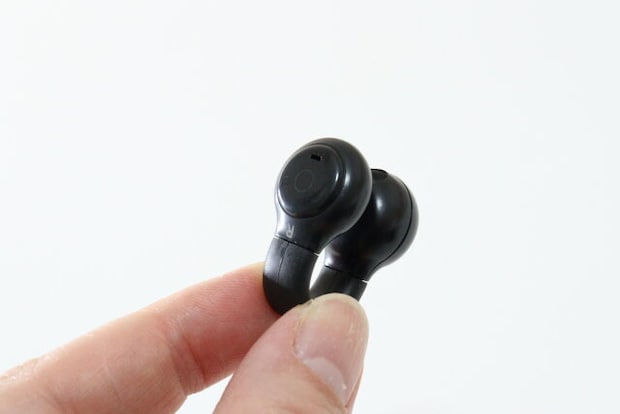 ダイソー イヤピタッ 完全ワイヤレスステレオイヤホン ダイソーのイヤピタッ 完全ワイヤレスステレオイヤホンのタッチセンサー
