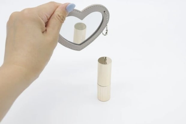 ダイソー ミラーキーホルダー(ハート) ダイソーの映りが良いミラーキーホルダー(ハート)