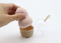 100円ってマジ！？正直持ち運びに困ってた…！ケース付きで便利な立体パフ