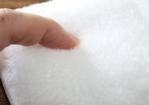 これ100円って凄すぎん！？水だけで汚れがスッキリ！ふわふわ素材のスポンジ