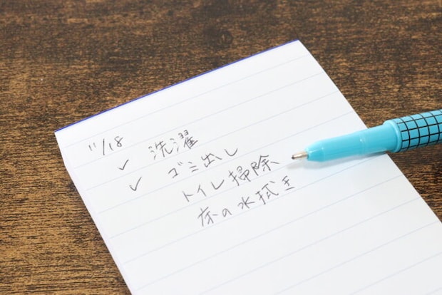 無印良品 カラーメモパッド 横罫 無印良品のカラーメモパッド 横罫はやわらかい紙質で書きやすい