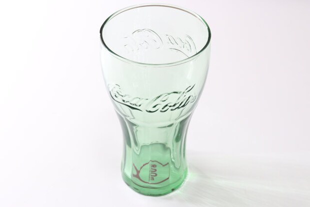 ダイソー ジェニュイングラス(コカ・コーラ、SSCF) ダイソーのジェニュイングラス(コカ・コーラ、SSCF)のパッケージ