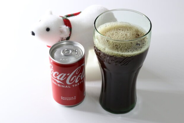 ダイソー ジェニュイングラス(コカ・コーラ、SSCF) ダイソーのクリスマスにピッタリなジェニュイングラス(コカ・コーラ、SSCF)