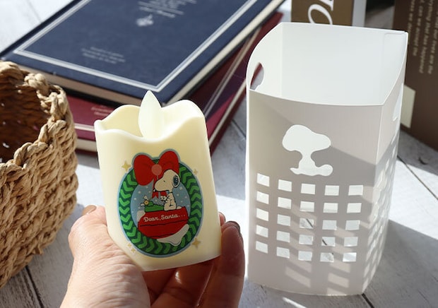 宝島社雑誌付録モノマスター2026年1月号のスヌーピーデザインのゆらゆらキャンドルライト2