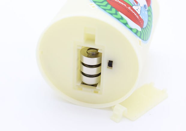 宝島社雑誌付録モノマスター2026年1月号のスヌーピーデザインのゆらゆらキャンドルライト4