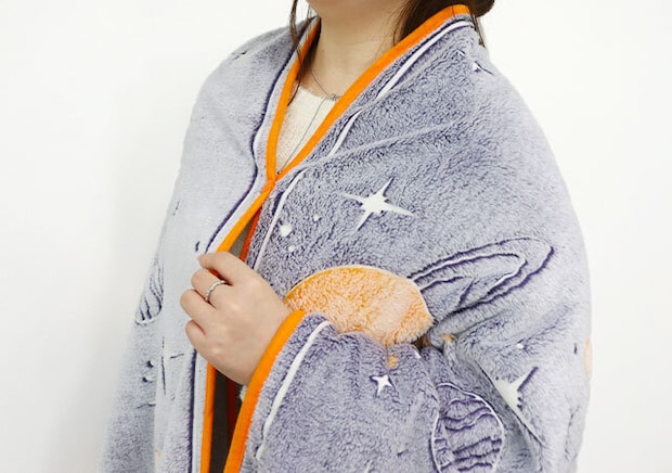 宝島社雑誌付録モノマスター2026年1月号増刊のスヌーピーデザインの光るBIGブランケット6