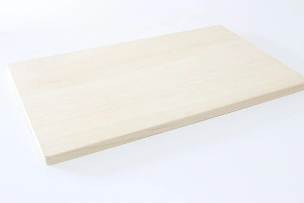 ダイソーの300円の桐まな板