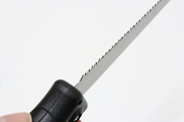 サヤ付のこぎり（塩ビ・プラ切りタイプ）　アサリ構造